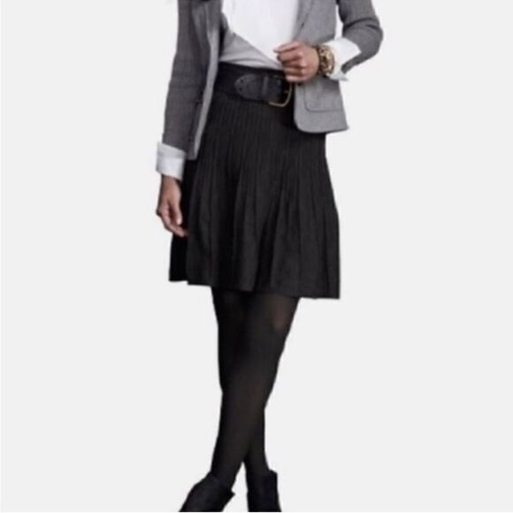 Sweater skirt  - Picture 1 of 4